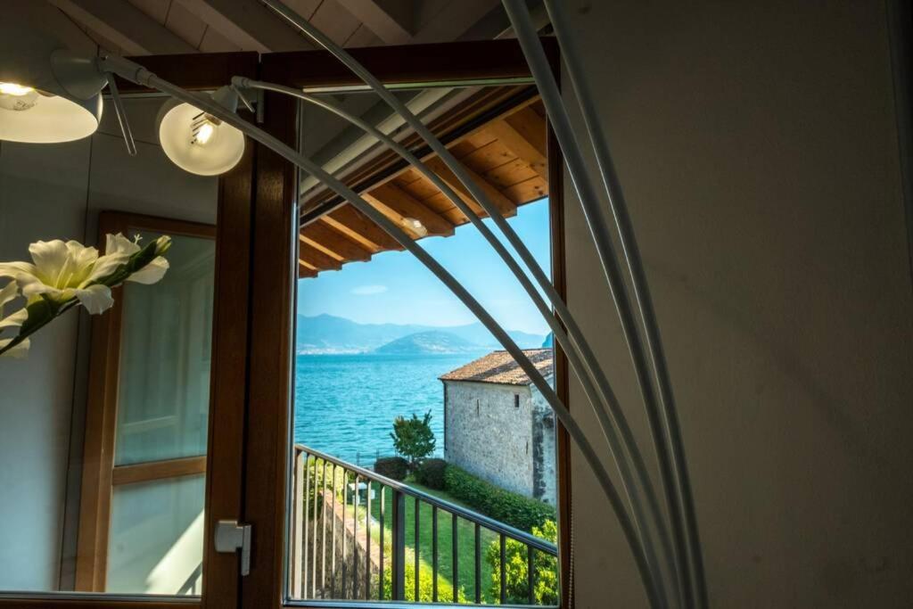 Happy Guest Apartments - Lake & Style Riva di Solto Exterior foto