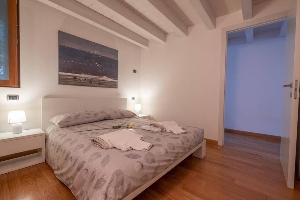 Happy Guest Apartments - Lake & Style Riva di Solto Exterior foto